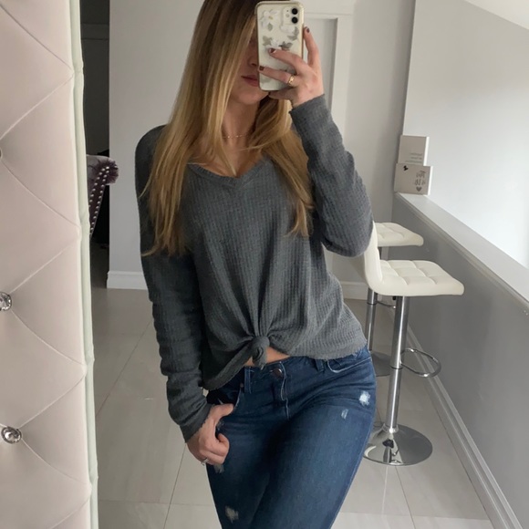 Knot Crop - Picture 2 of 10